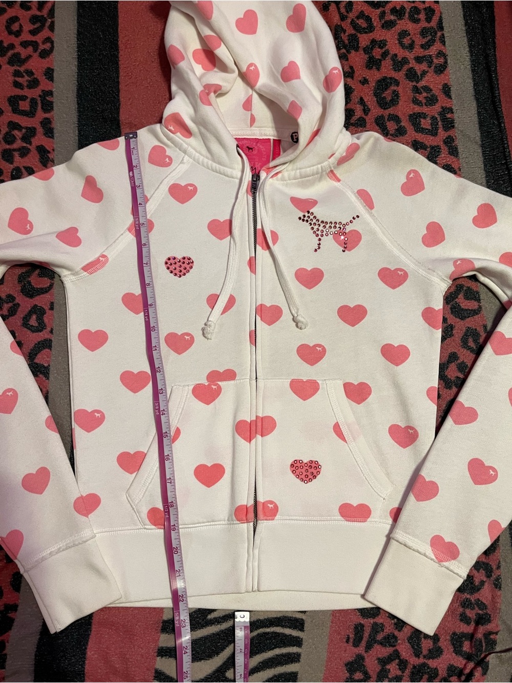 Vintage PINK Victoria's Secret 2007 white and pink heart rhinestone zipup jacket - Picture 11 of 12